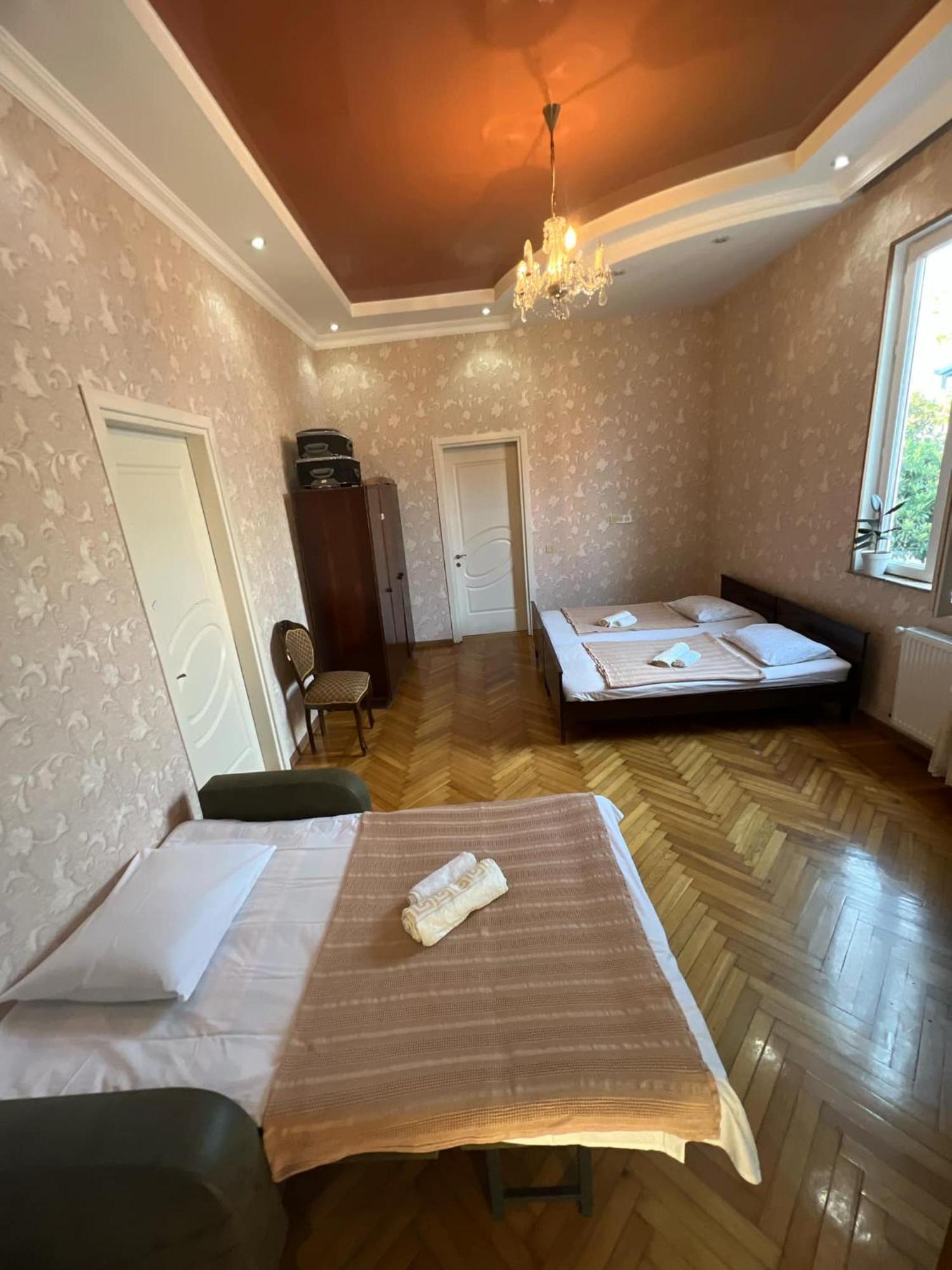 Гостевой дом Romanadze Кобулети Экстерьер фото